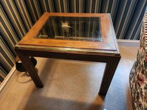 lot 28 image: Vintage Wooden End Table with Glass Top