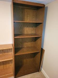 lot 94 image: Wooden Bookshelf with Adjustable Shelves