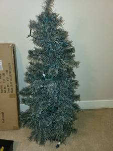 lot 98 image: Artificial Christmas Tree with Box