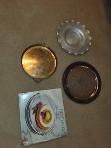 lot 122 image: Assorted Collection of Vintage Serving Trays