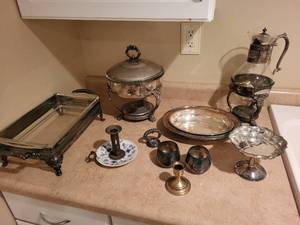 lot 127 image: Antique Silver Plated Serving Set with Various Pieces