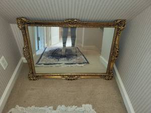 lot 207 image: Ornate Gold Framed Wall Mirror