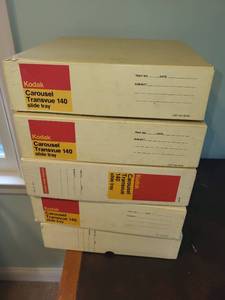 lot 221 image: Kodak Carousel Transvue 140 Slide Trays Set of 4