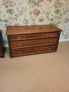 lot 233 image: Vintage Wooden Chest of Drawers with Brass Handles