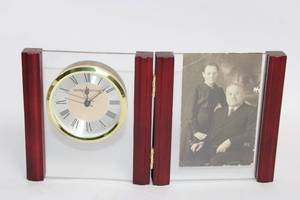 lot 17 image: Howard Miller Desk Clock with Picture Frame