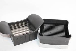 lot 56 image: Mandoline Slicer with Interchangeable Blades