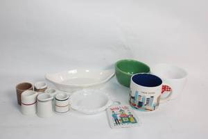 lot 74 image: Collection of Vintage Kitchenware Items and Mugs