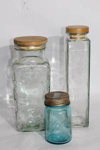 lot 102 image: Set of 3 Vintage Glass Jars with Lids