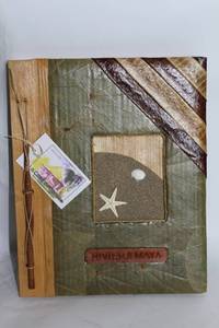 lot 116 image: Handcrafted Riviera Maya Photo Album with Natural Leaf Cover