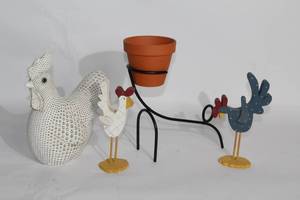 lot 124 image: Set of Ceramic and Decorative Roosters with Plant Holder Stand