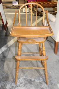 lot 153 image: Vintage Wooden High Chair
