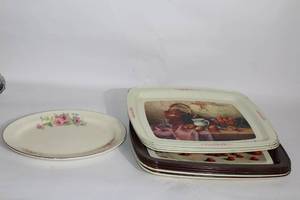 lot 163 image: Set of 10 Vintage Decorative Serving Trays with Floral and Fruit Designs