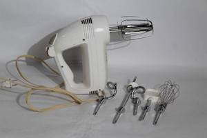 lot 184 image: Used Handheld Electric Mixer with Attachments