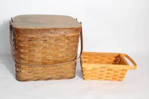 lot 188 image: Set of 2 Woven Wood Baskets with Handles
