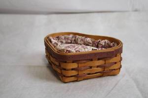 lot A-215 image: Longaberger Heart-Shaped Handwoven Basket with Floral Liner
