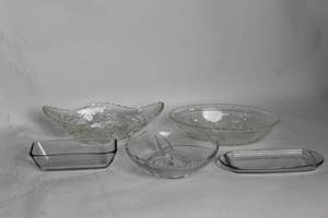 lot 291 image: Set of 5 Cut Glass Serving Dishes and Bowls