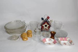 lot 307 image: Vintage Glassware Collection with Decorative Birdhouse