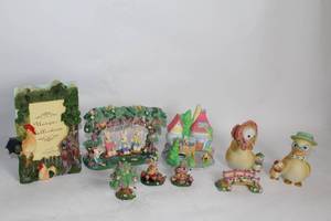 lot 320 image: Set of 6 Unique Clay Figurines Including Animals and Fairy-tale Scene