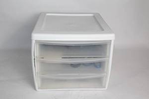lot 328 image: Plastic Storage Drawer with Assorted Hand Tools and Scissors
