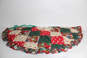 lot 372 image: Vintage Christmas Tree Skirt with Patchwork Design