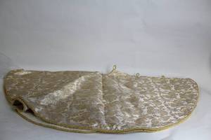 lot 409 image: Martha Stewart Everyday Holiday Tree Skirt in Gold Paisley