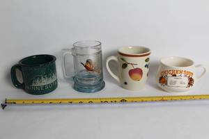 lot 443 image: Assorted Set of 4 Vintage Mugs and Cups