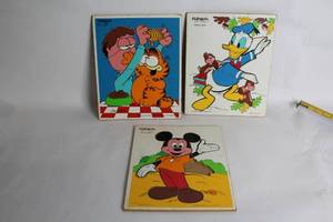 lot 462 image: Set of 3 Vintage Playskool Puzzles Mickey Mouse, Donald Duck, Garfield