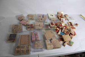 lot 474 image: Large Assortment of Decorative Rubber Stamps with Various Designs