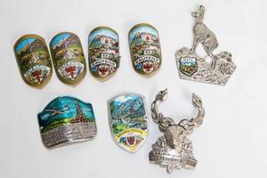 lot 499 image: Collection of 8 Vintage Souvenir Badges from Austria