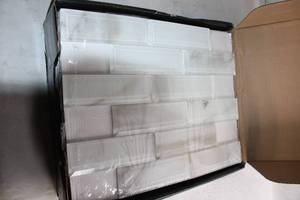 lot 288 image: Box of Glass Wall Tiles 11.81 x 11.81 Inches