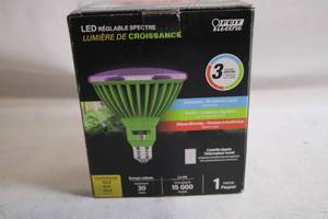 lot 309 image: Feit Electric LED Adjustable Spectrum Grow Light