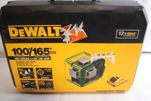 DeWalt 12V MAX 3 x 360Â° Self-Leveling Line Laser