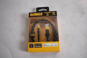 lot 373 image: 4ft DeWalt Lightning to USB Cable with Kevlar