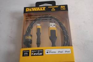lot 388 image: DEWALT 4ft Lightning to USB Cable with Kevlar