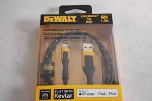 lot 389 image: Dewalt 4ft Reinforced Lightning to USB Cable