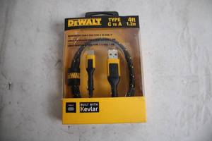 lot 390 image: DeWalt 4ft Type C to Type A USB Cable with Kevlar