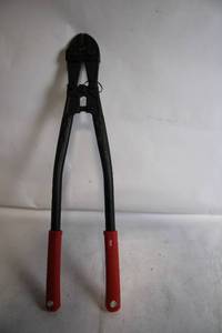 lot 416 image: Milwaukee 24-Inch Bolt Cutter with Red Handles