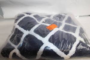 lot 420 image: Madison Park Bath Rug 24 x 60 in Plush Design