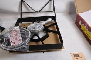 lot 46 image: GasOne Outdoor Propane Gas Burner with Stand and Regulator