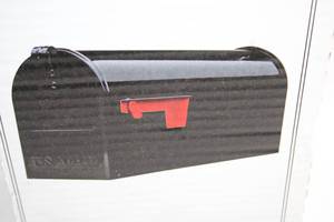 lot 94 image: Elite Black Galvanized Steel Post Mount Mailbox