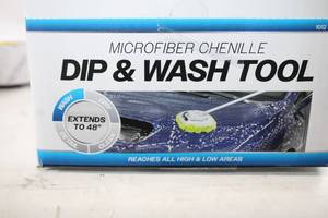 lot 102 image: Microfiber Chenille Dip & Wash Tool for Cars - 5 Pack