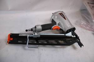 lot 114 image: Paslode PowerMaster Plus Pneumatic Framing Nailer F350-S