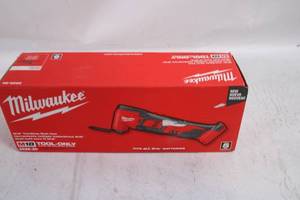 lot 161 image: Milwaukee M18 Cordless Multi-Tool - Tool Only