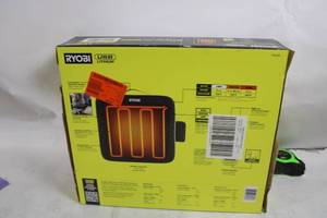 lot 172 image: Ryobi USB Lithium Heated Cushion Kit