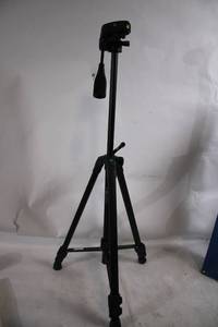 lot 223 image: Adjustable Black Camera Tripod