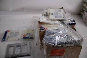 lot 224 image: Collection of Assorted Light Switch and Outlet Covers