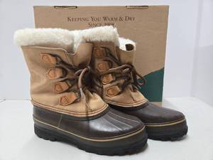 lot 60 image: Like-New SOREL Womens Winter Boots - Tan - Size 9