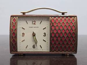 lot 76 image: Quality Vintage Phinney-Walker Swiss Made Travel Alarm Clock