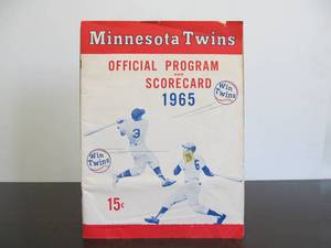 lot 12 image: MN TWINS Original 1965 Official Program Scorecard Book
