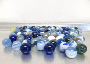 lot 18 image: Group of Vintage Glass Marbles - Mostly Shades and styles in Blue